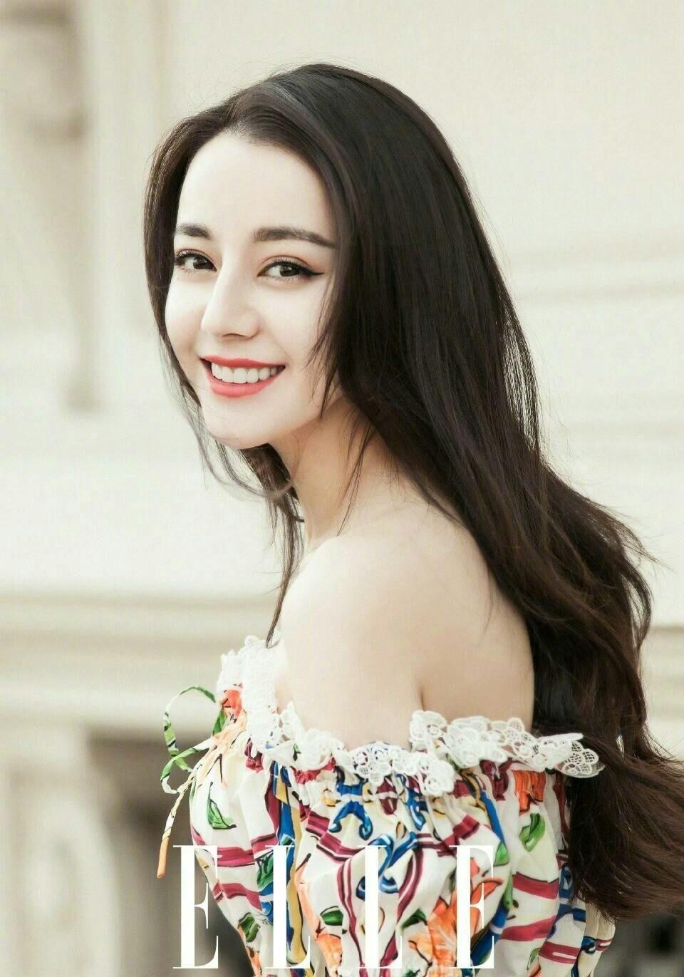 星光軌跡：數(shù)字檔案里的明星女兒的名字奇遇