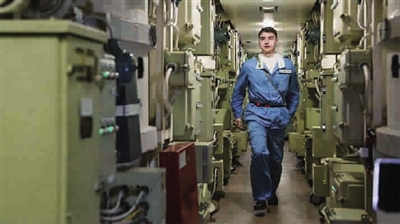 深海之約:探尋海軍潛艇學(xué)院2022年錄取分?jǐn)?shù)線的幕后故事