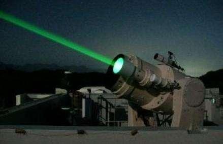 深空邊境的低語:死光武器的作用及其未來倫理對話