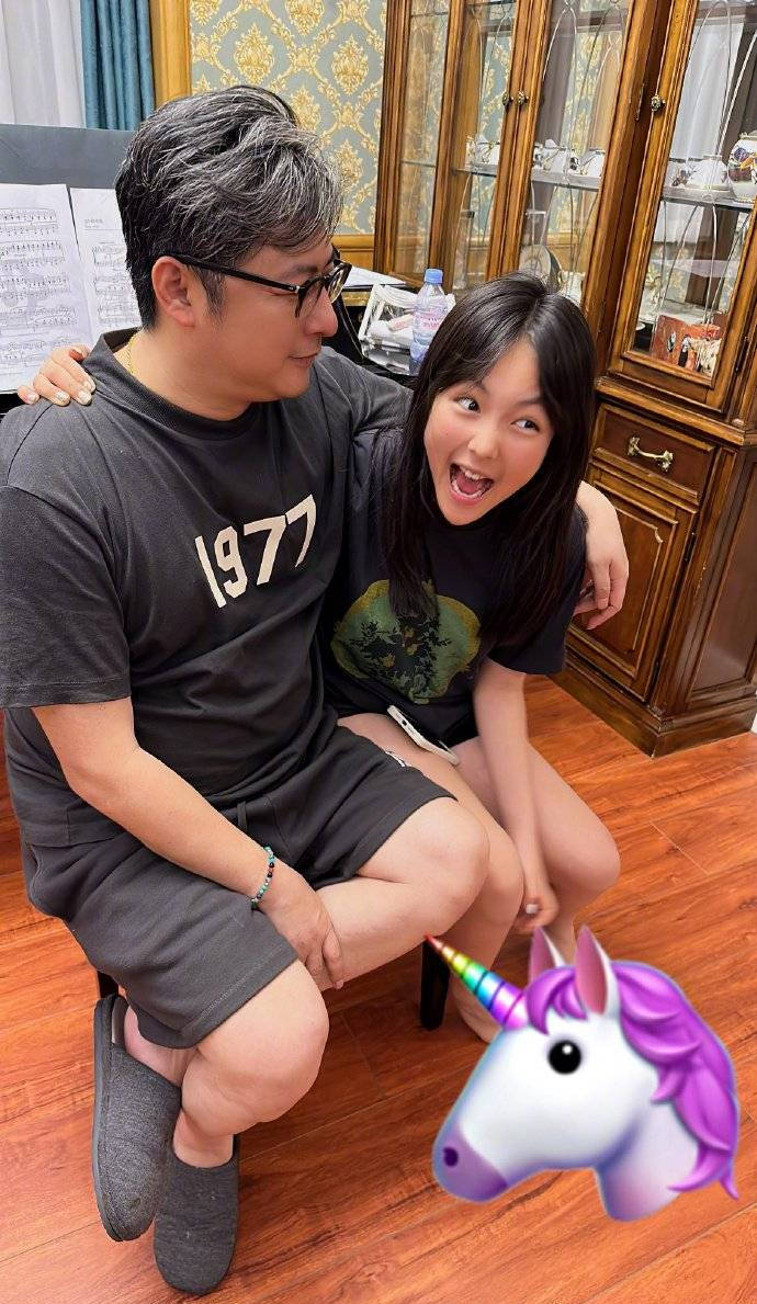 星光背后:解碼王岳倫個(gè)人資料簡(jiǎn)介缶的情感與事業(yè)交織